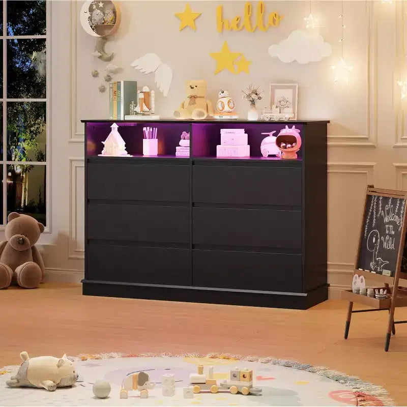 Weißer Kommode fürs Schlafzimmer, 6-Schubladen-Kommode mit LED-Leuchten und Ladestation, für Wohnzimmer, Flur