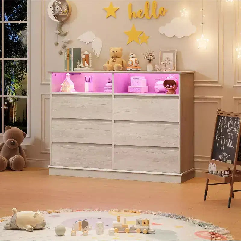 Weißer Kommode fürs Schlafzimmer, 6-Schubladen-Kommode mit LED-Leuchten und Ladestation, für Wohnzimmer, Flur
